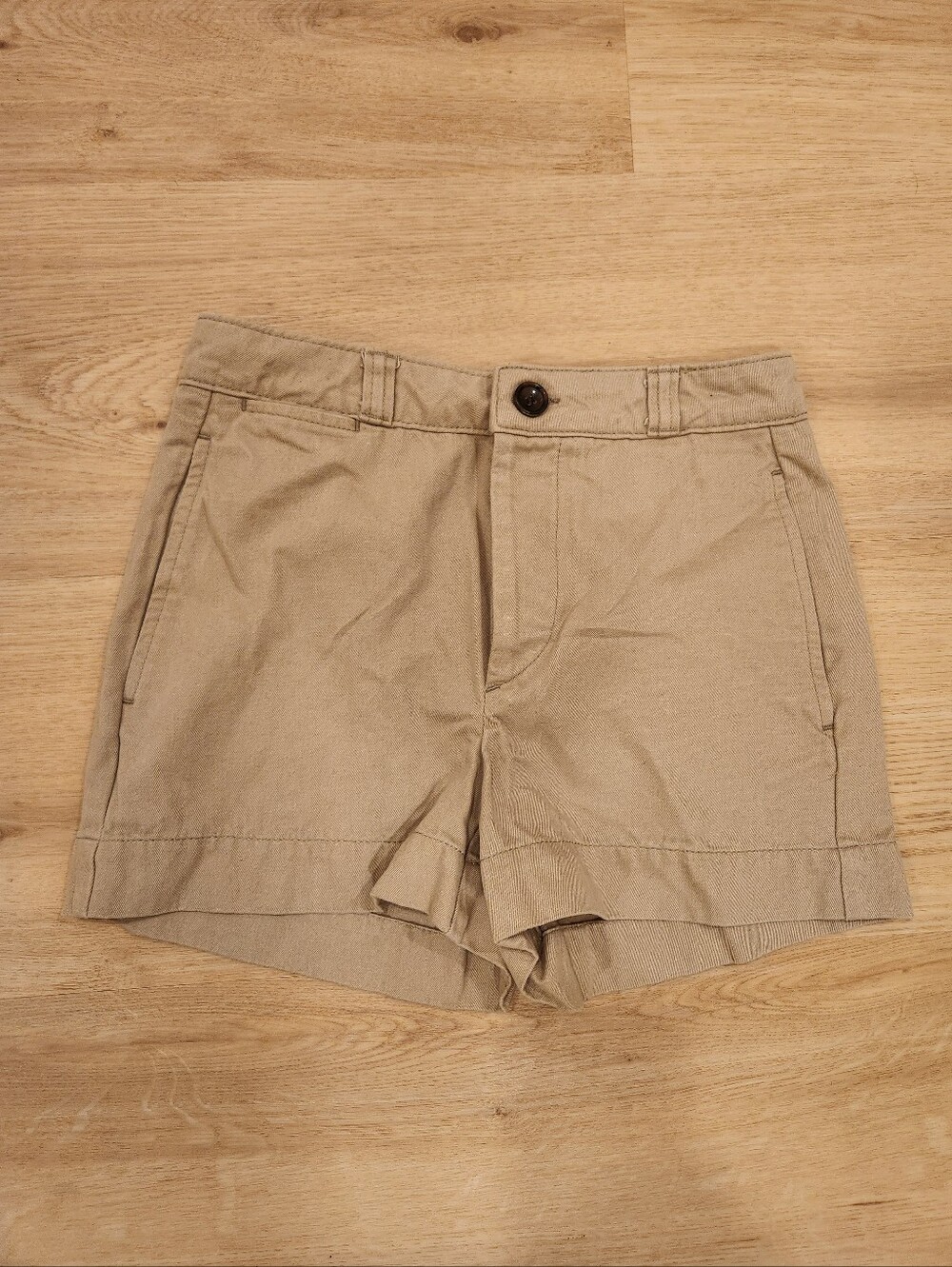 Urban Outfitters | Khaki Shorts